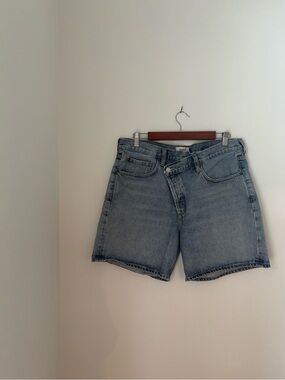 Agolde Criss-Cross light wash mid thigh organic cotton denim shorts